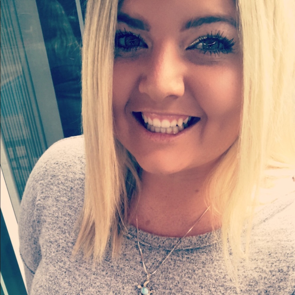 Meet your Posher, Savannah